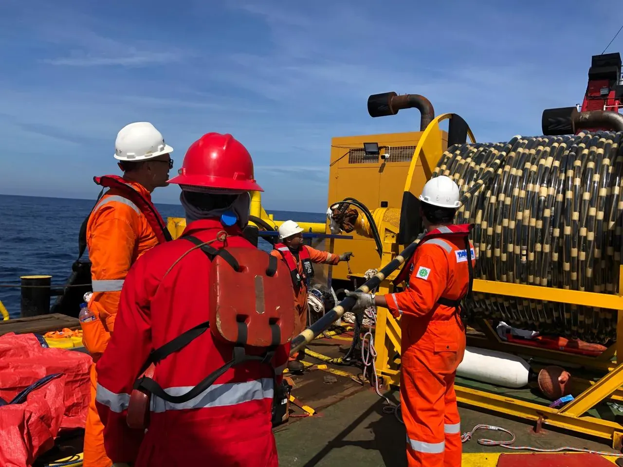 Proyek 2DHR Seismic PT. Saka Energi Indonesia